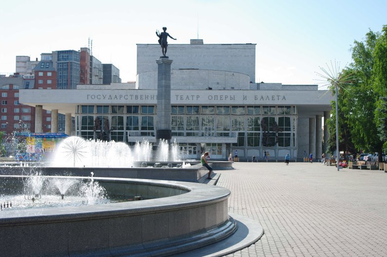 Театральная площадь красноярск